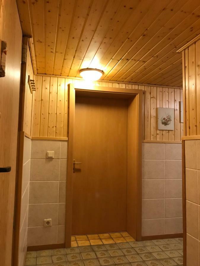 Schoenes Kellerzimmer Mit Bad Appartement Mittelangeln Buitenkant foto